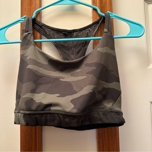 Athleta Sports Bra - Picture 1 of 3